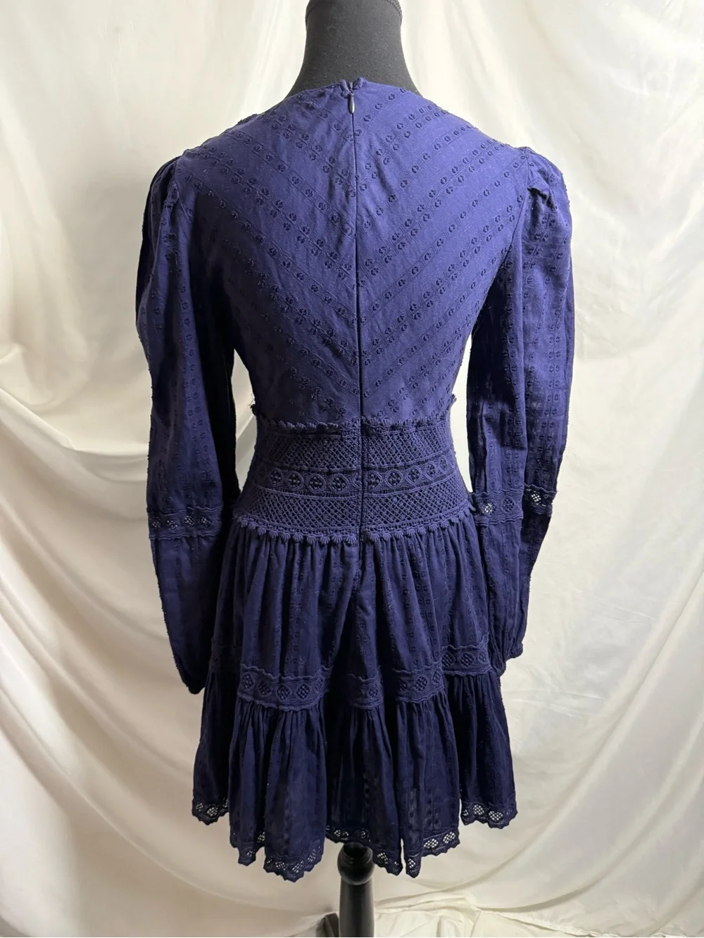 259) Free People Navy Eyelet Lace Boho Mini Dress | Long Sleeve | EUC - Picture 8 of 12